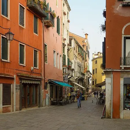 Central By Venetian Mood Appartamento